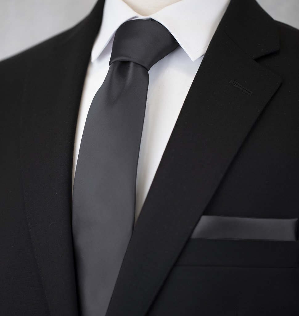 Solid Tie and Handkerchief Set Graphite