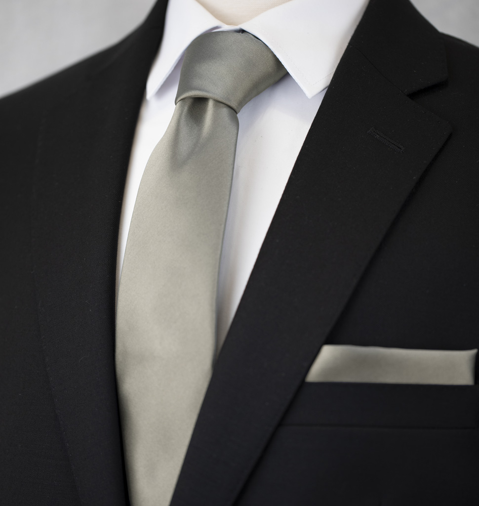 Solid Tie and Handkerchief Set Dark Silver