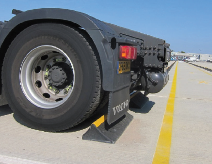 HGV Heavy Duty Wheel Stop Pittman