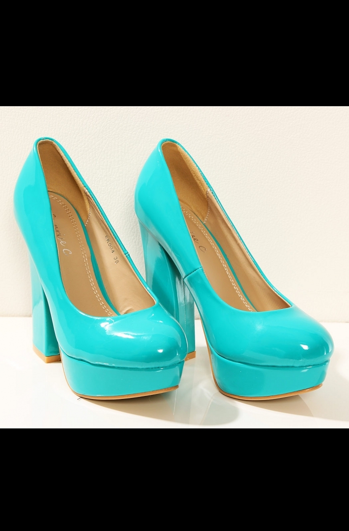 3203-3 Lacquered on a wide-heeled pumps - turquoise 1