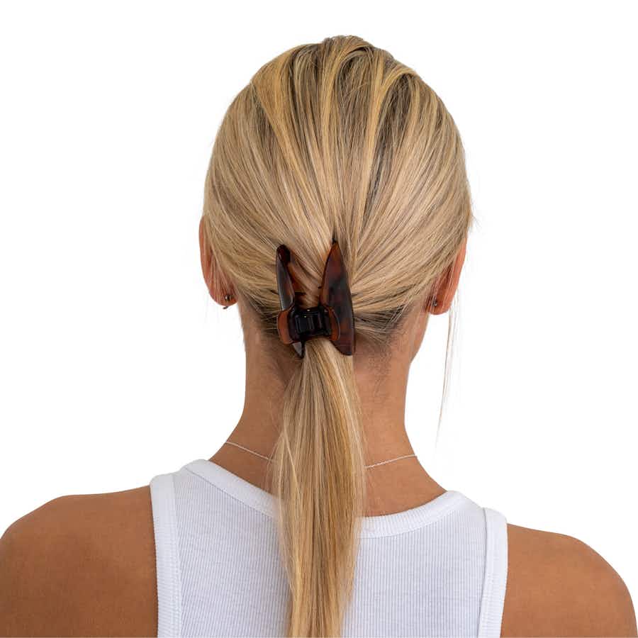 The Arabelle Hair Claw for thick hair - Tortoiseshell | Ebuni Hair Accessories (In Hair 02)